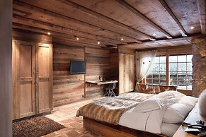 Hostellerie du Pas de L'Ours Relais et Chateaux
