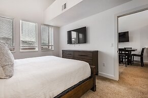 Crestview Condominiums by All Seasons Resort Lodging