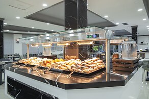 Hotel Benidorm East by Pierre & Vacances