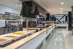 Hotel Benidorm East by Pierre & Vacances