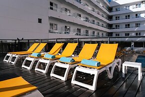 Port Fiesta Park Hotel