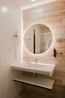 Port Fiesta Park Hotel