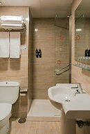 Port Fiesta Park Hotel