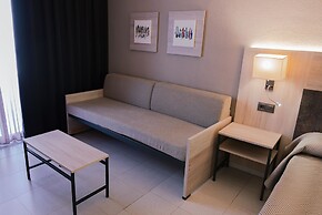 Port Fiesta Park Hotel