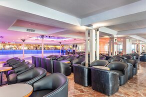 Port Fiesta Park Hotel