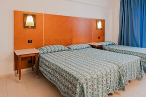 Port Fiesta Park Hotel