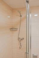 Port Fiesta Park Hotel