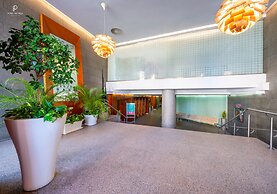 Port Fiesta Park Hotel