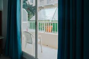 Port Fiesta Park Hotel