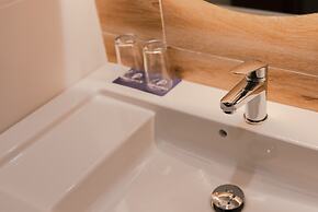 Port Fiesta Park Hotel