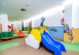 Port Fiesta Park Hotel