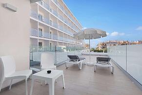 Alua Leo Hotel