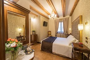 Palazzo Bembo - Exclusive Accommodation