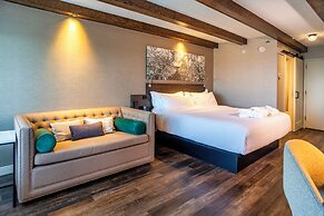 Old Orchard Inn & Spa