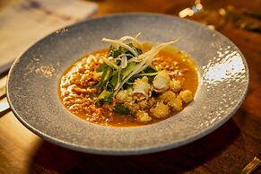 Old Orchard Inn & Spa