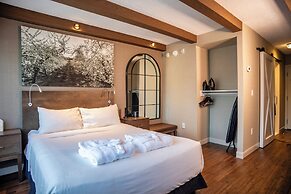 Old Orchard Inn & Spa