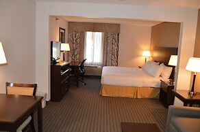 Holiday Inn Express & Suites Winner by IHG