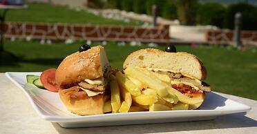 Resort Sur Beach Holiday