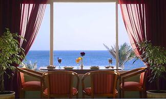 Resort Sur Beach Holiday