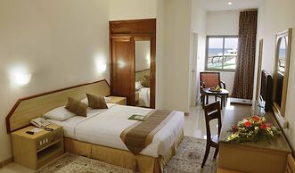 Resort Sur Beach Holiday