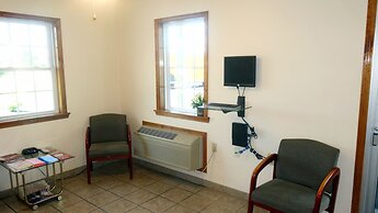 Red Carpet Inn North Syracuse