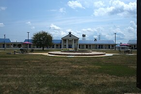 Motel 6 Harrisonburg, VA - South