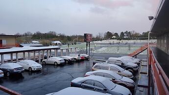 Red Carpet Inn Blacksburg