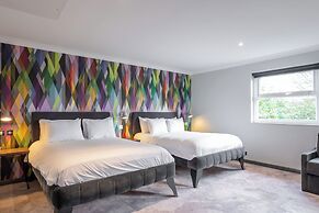 Village Hotel St David's, Nr Chester