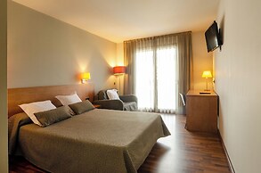 Hotel Medes II