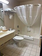 Harvest Inn, Dixon/ UC Davis.