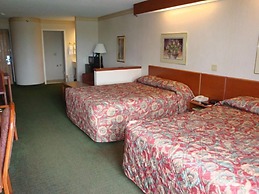 Syracuse Inn & Suites