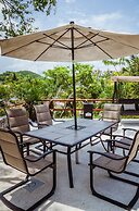 Binniguenda Huatulco & Beach Club