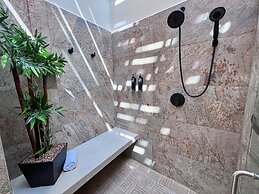 Binniguenda Huatulco & Beach Club