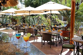 Binniguenda Huatulco & Beach Club