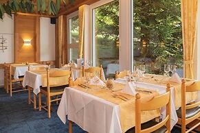 Hotel Bellevue - Traditional Swiss Hideaway
