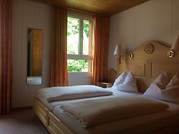 Hotel Bellevue - Traditional Swiss Hideaway