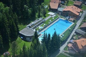 Hotel Bellevue - Traditional Swiss Hideaway
