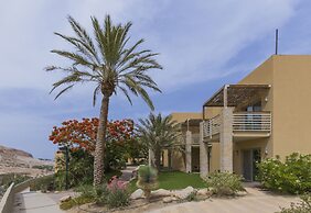 Ein Gedi Kibbutz Hotel