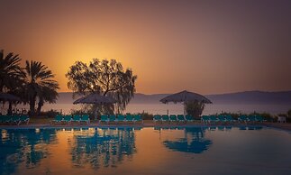 Ein Gedi Kibbutz Hotel