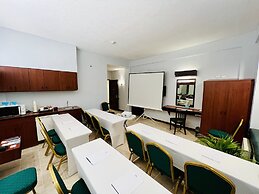 Microtel by Wyndham Tarlac