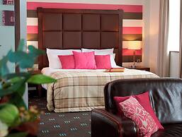 The Earl of Doncaster Hotel