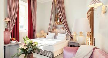 Victor's Residenz - Hotel Schloss Berg