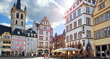 Victor's Residenz - Hotel Schloss Berg