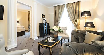 Victor's Residenz - Hotel Schloss Berg