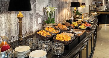 Victor's Residenz - Hotel Schloss Berg