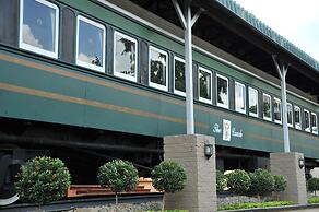 Safari Hotel & Convention Centre