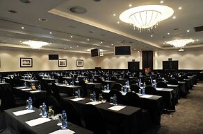 Safari Hotel & Convention Centre