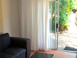 Safari Hotel & Convention Centre