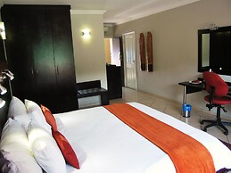 Safari Hotel & Convention Centre