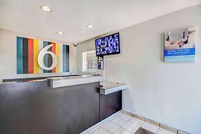 Studio 6 Extended Stay - Ocean Springs, MS